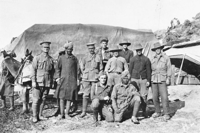 IndiaHistorypic's tweet image. 15000 Indian soldiers fought at #Gallipoli but their contribution remains unknown abc.net.au/news/2015-04-2… #AnzacDay