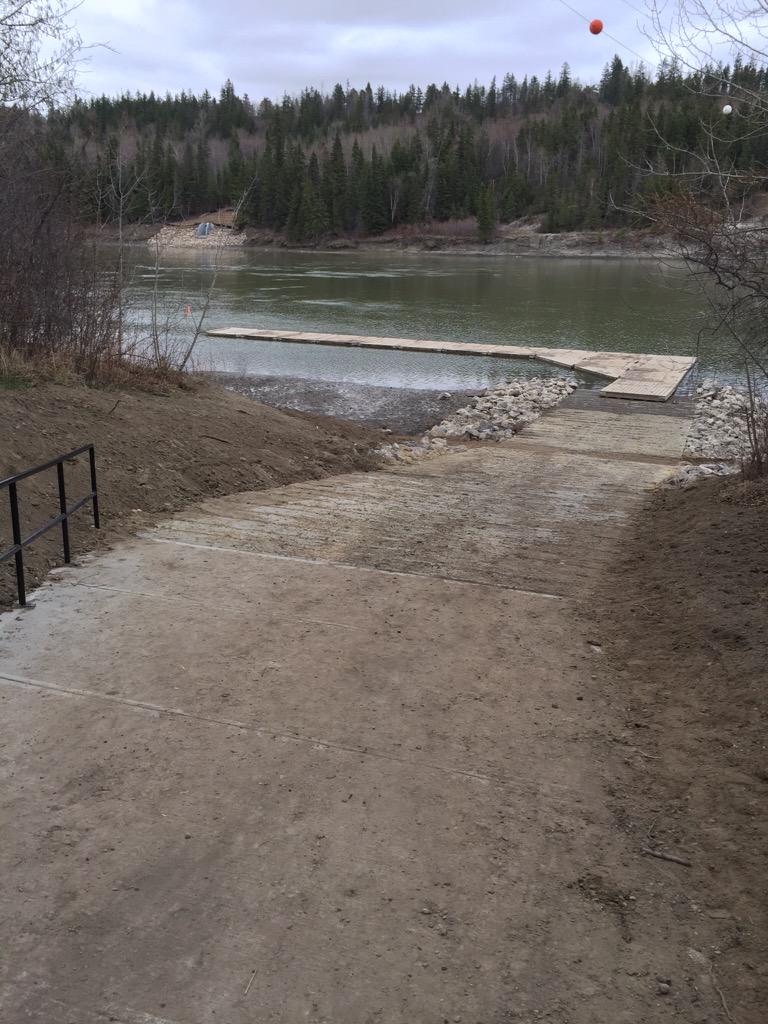 albertaboatrace's tweet photo. ERC's dock is finally in after weeks of wet launching! CRC's is be in next week. Getting closer &amp; closer to race day http://t.co/smlSDMKEsx