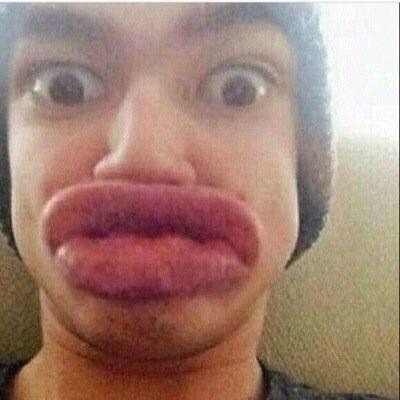 Daily5SXSDms's tweet photo. @Calum5SOS http://t.co/KtZGxXURzE
