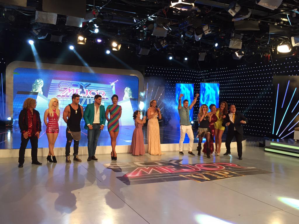 tcsoyelmejor's tweet photo. ¡Felicidades a 'Los Kilates'! La semana ya tiene un ganador, y es la Cuadrilla con más estrellas. | #UnViernesVIP http://t.co/x8RfsFT8Nv