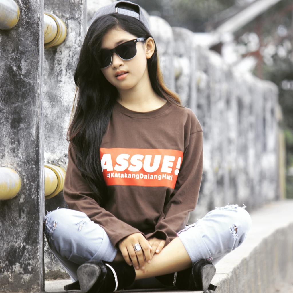 Jollorock's tweet photo. READY #ASSUE | IDR 110K http://t.co/0NRydAhxpS