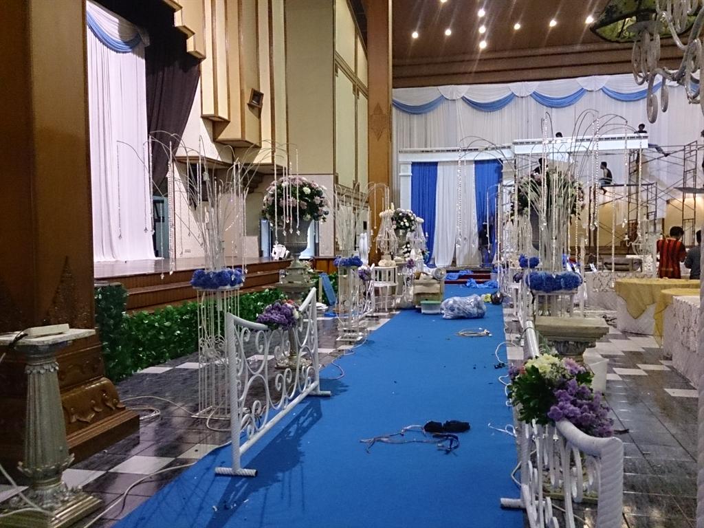 MBpro_Surabaya's tweet photo. Hallo MB Production now loading in wedding. #event #wedding #surabaya http://t.co/a4C8u8uDgx