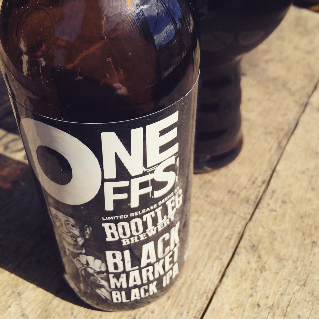 WhatsmashingWA's tweet photo. So solid! Pine and bitter chocolate in a glass! http://t.co/km1MdlpDx4