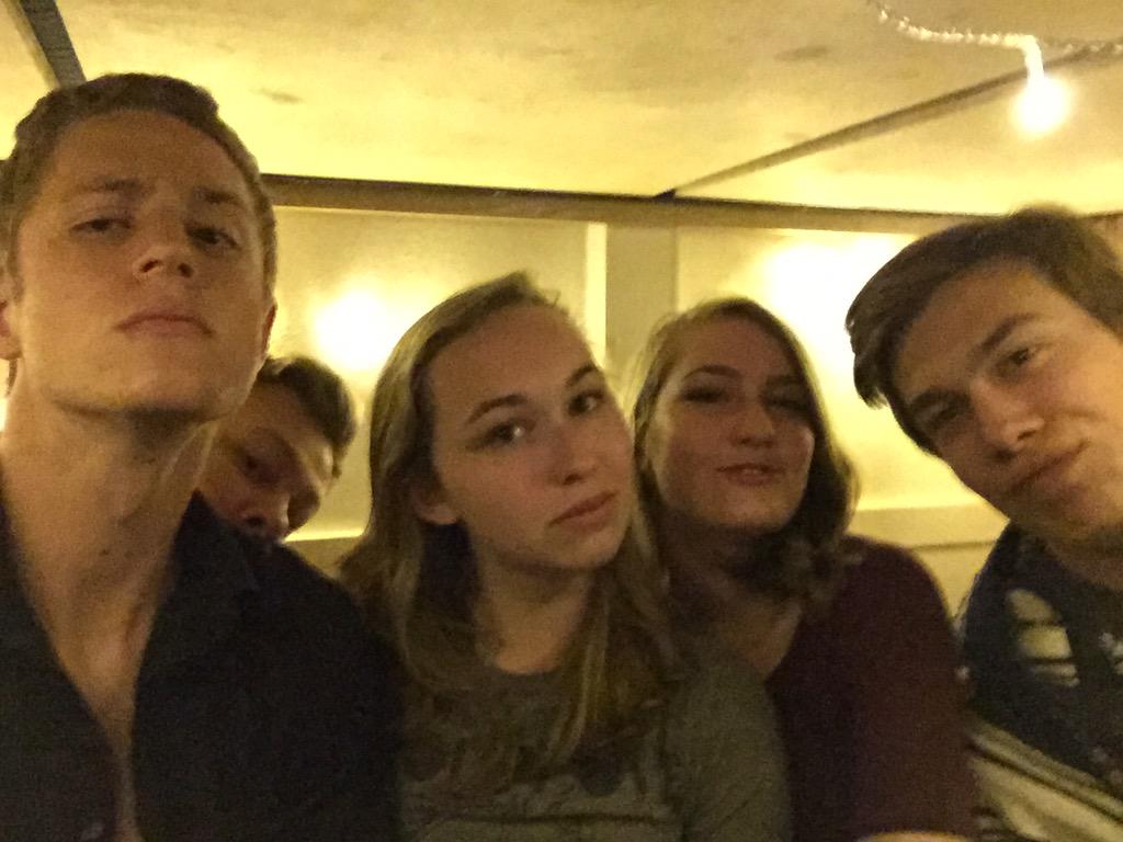 getfiggywithit4's tweet photo. Good times. College times. http://t.co/wTN2UyCr8E