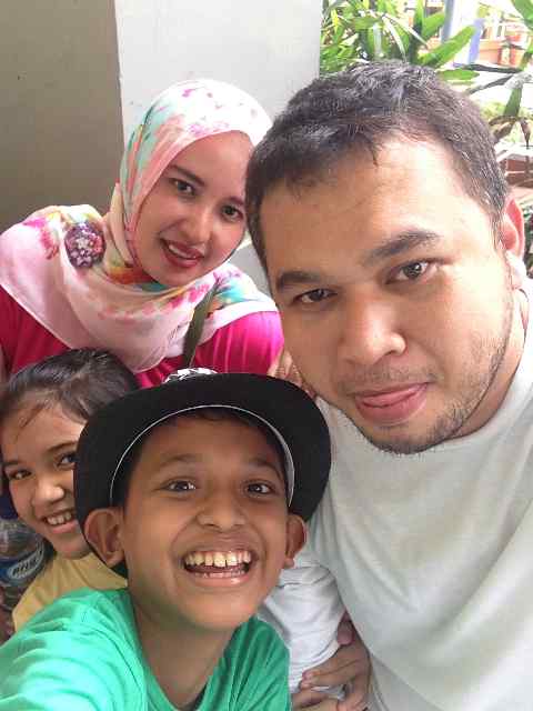 InaMilene's tweet image. Happy family