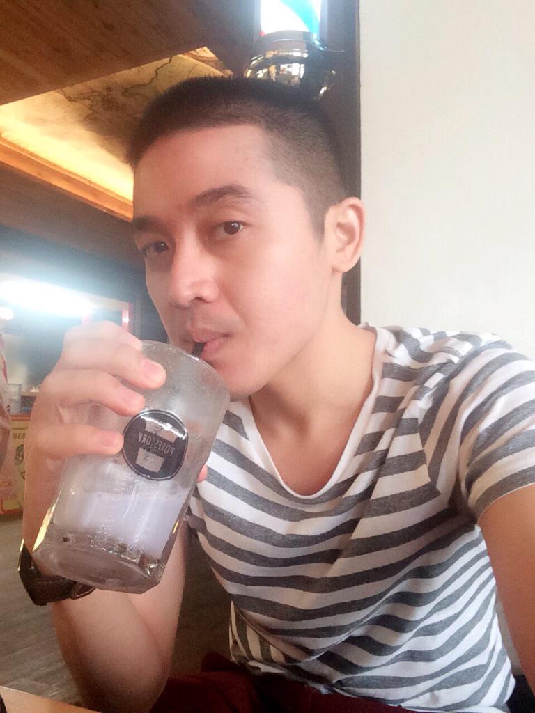 Ophinx's tweet photo. new look hahahaha http://t.co/IxiKpBavdg