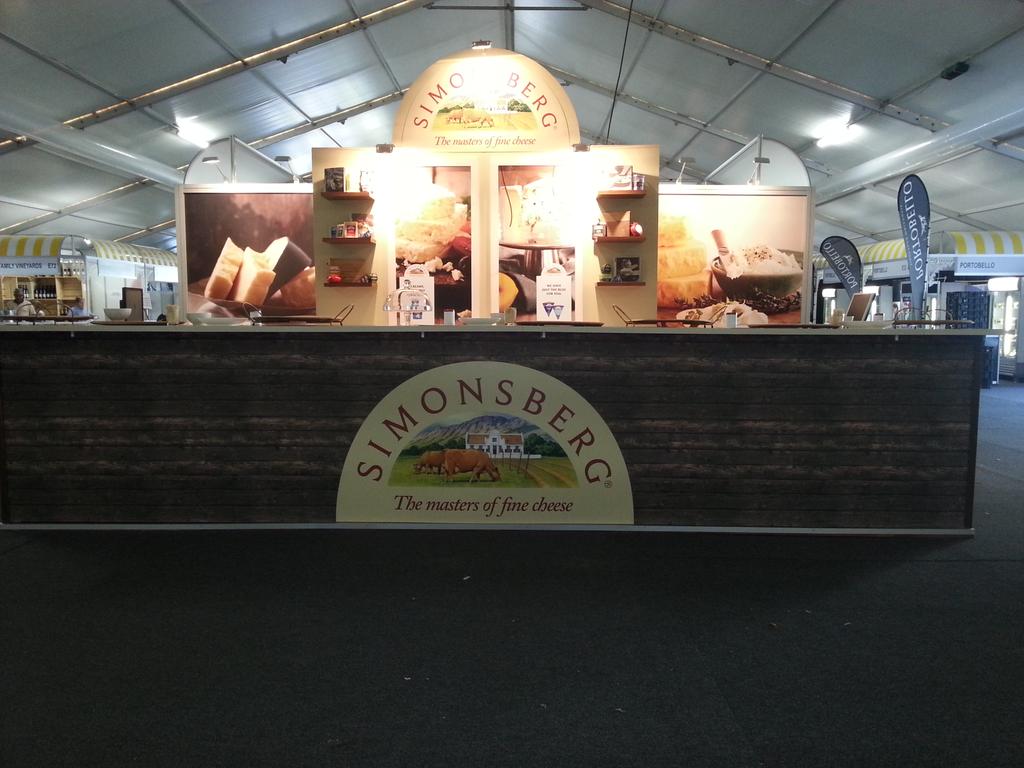 TonicPromotions's tweet photo. #simonsberg stand looking great and ready for the weekend ahead. #capetownevents #cheeseandwinefestival #tonic http://t.co/rGAQYMBEJC