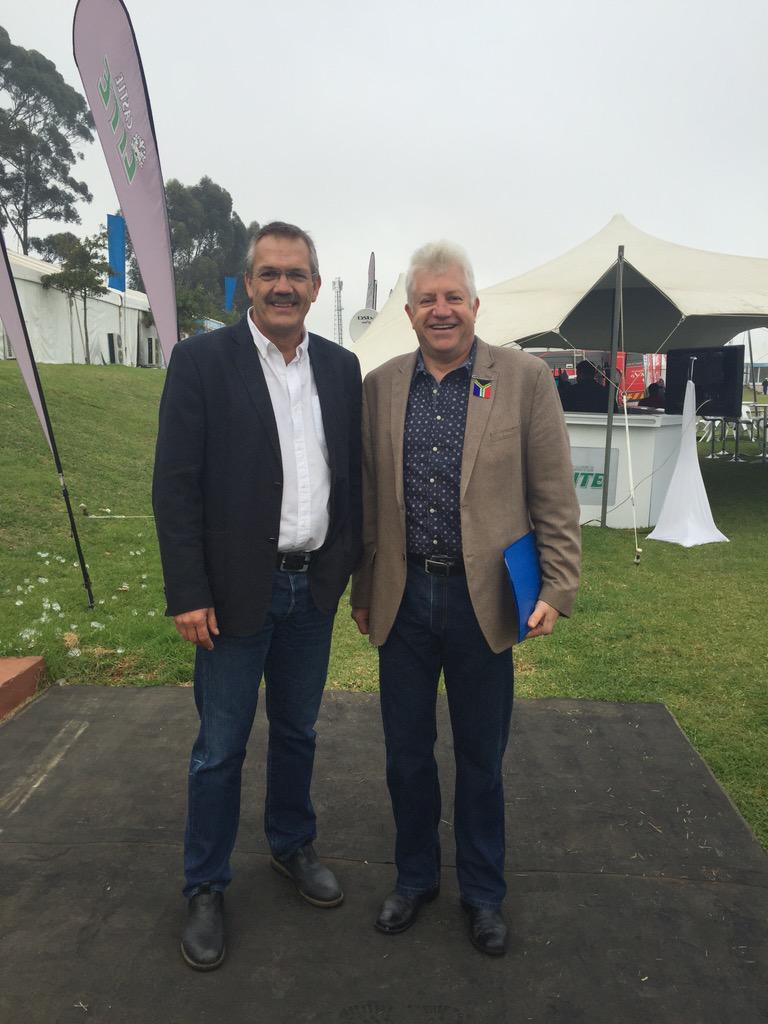 SACheeseFest's tweet image. Welcome Minister @alanwinde #SACheeseFest #CapeMade @JohanEhlers