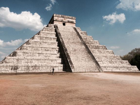 TheMattLeBlanc's tweet image. It was an honour and a privilege to finally visit Chichen Itza...truly awe inspiring! #7Wonders #6Left