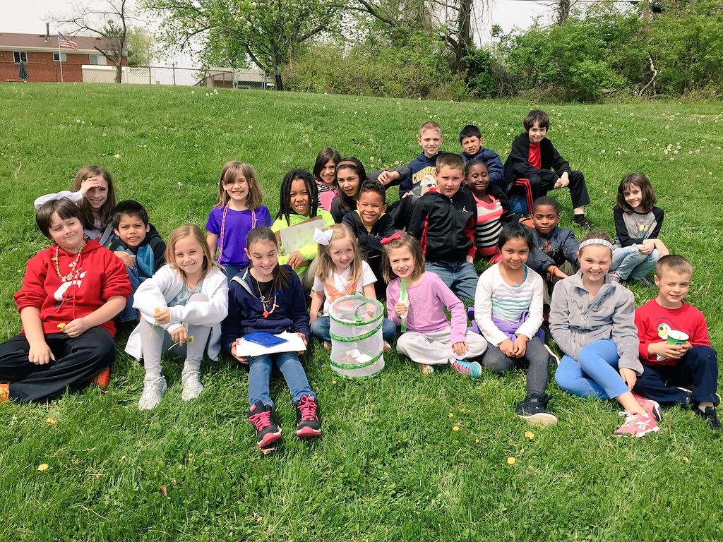 bgossettsclass's tweet photo. We loved learning about the life cycle of a butterfly and sharing our knowledge with others! #CometsConnect #BCSEd3rd http://t.co/iaJDH47ZsQ