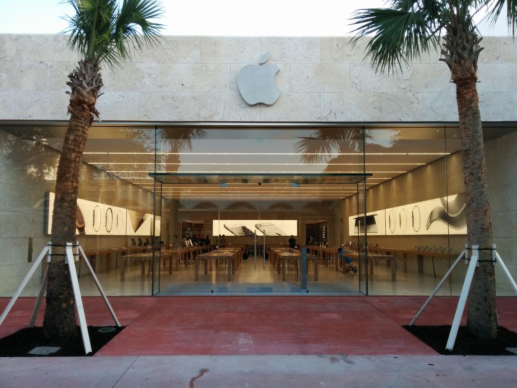 Apple Store Miami Beach Papirio