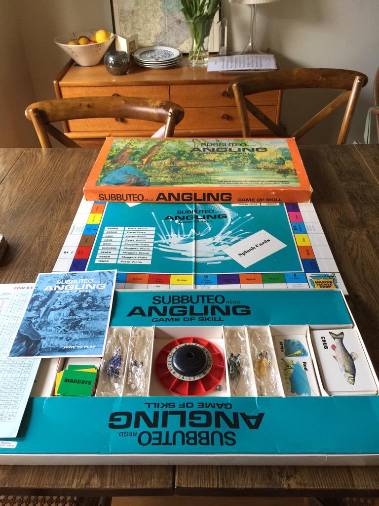brandnewstart70's tweet photo. @AndrewsoArcadia @nigel_nunn a close season subbuteo delivery #gameofskill #splashcard http://t.co/654JqDupbu