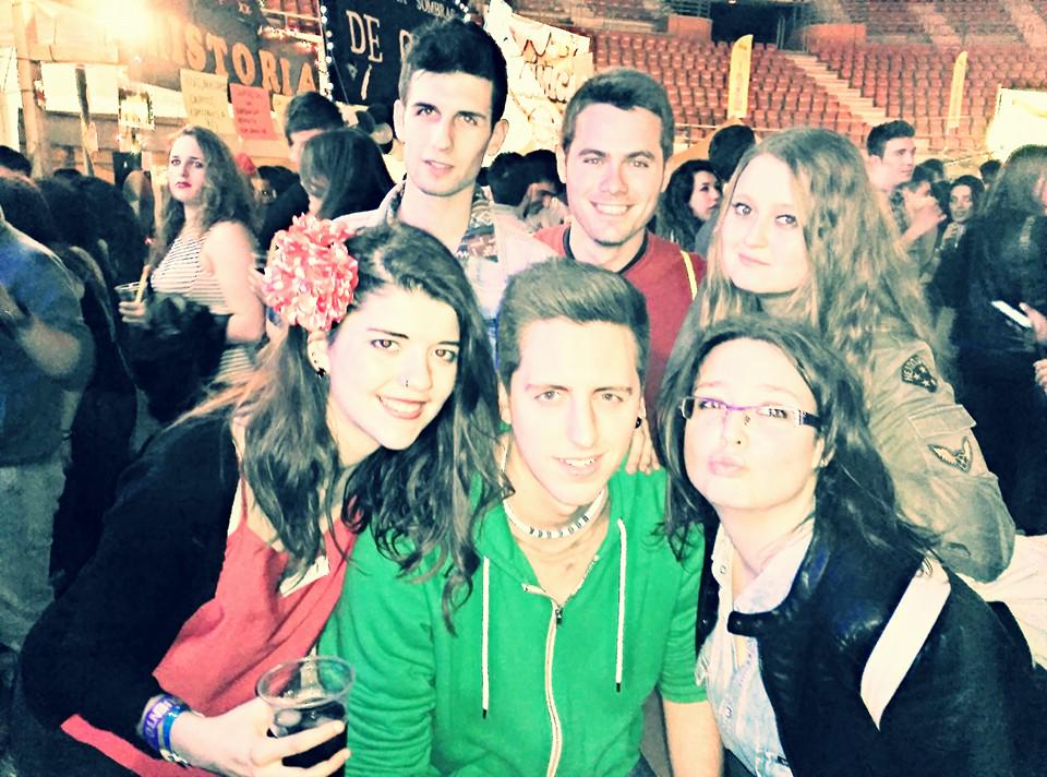 Valvyhappy's tweet photo. A pesar de todo y quedandos con los buenos momentos, fue una muy buena noche #BARRAS2015 http://t.co/jMcMPR0C5V