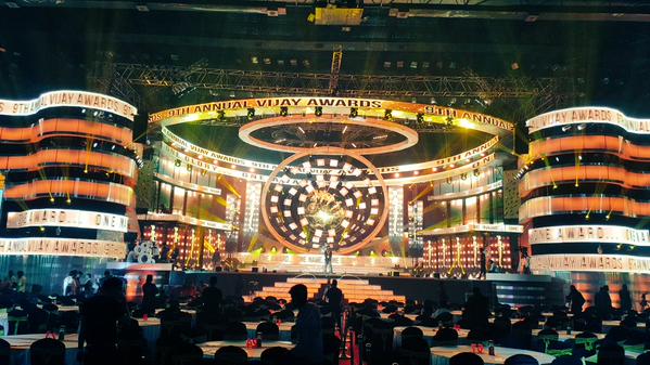 Vijay Awards 2015 event irks celebrities, ends up with controversies