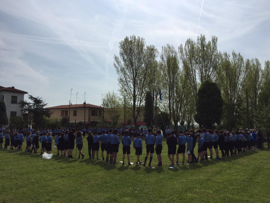 TempoRA86's tweet photo. #SanGiorgio2015 #60esimo #Ravenna2 @agesci #alzabandiera @LBettancini @MMMerluz http://t.co/hy59bKgJNs