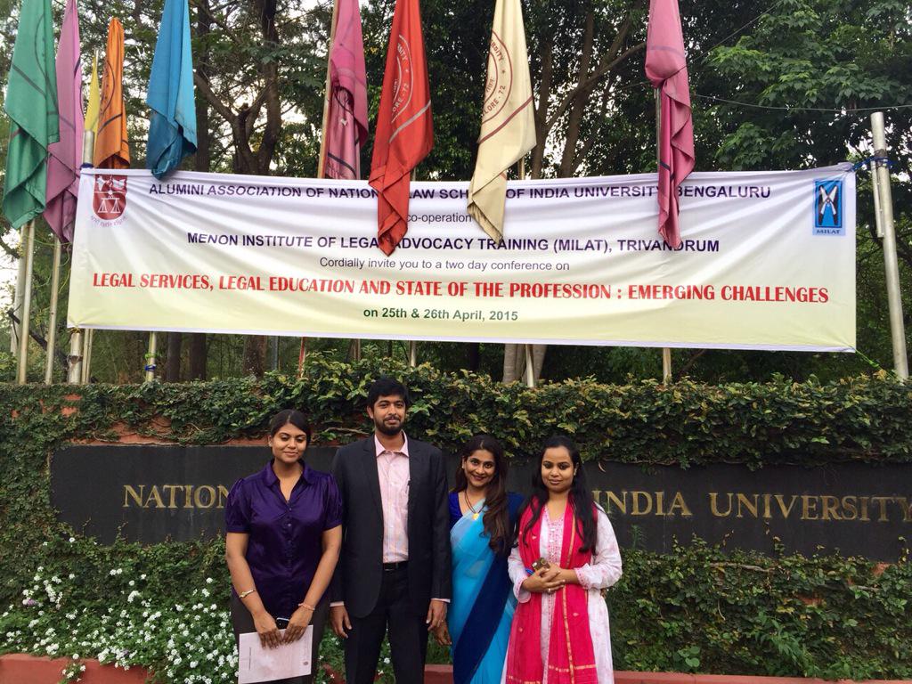Vahura's tweet photo. Our team members posing at the #NLSAlumni today #Bangalore http://t.co/DYJaHvBBn4
