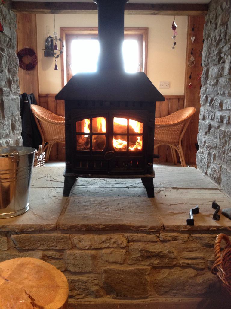 WillowgateCafe's tweet photo. It's a bit nippy down here by the water today, but don't worry, we've got the fire lit to keep you nice and cosy :-) http://t.co/3hdwMj0oO9