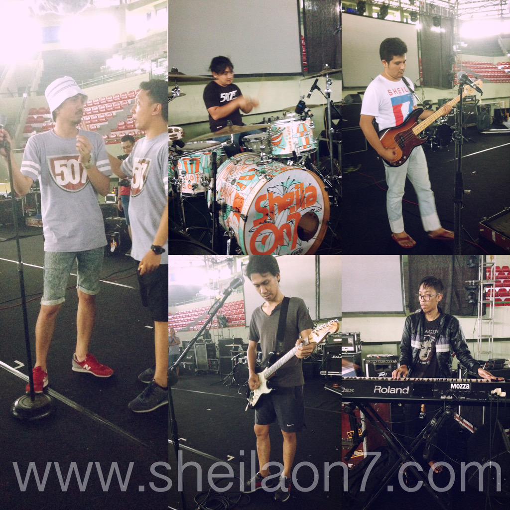 sheilaon7's tweet photo. Ini baru soundcheck kok π #presentbreak2015 http://t.co/x18AsWX8kA