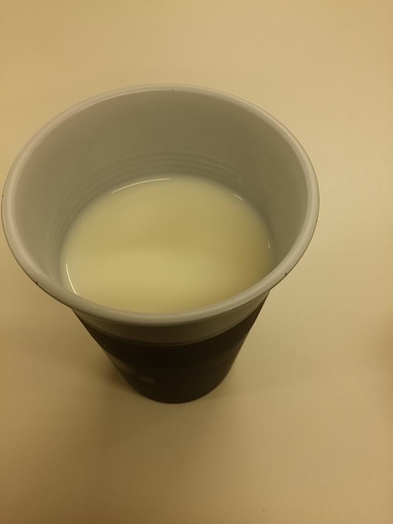 natalie_c28's tweet photo. @JEZZAtweet want some of my milk without coffee? 🙈 http://t.co/AjOxUASEz8