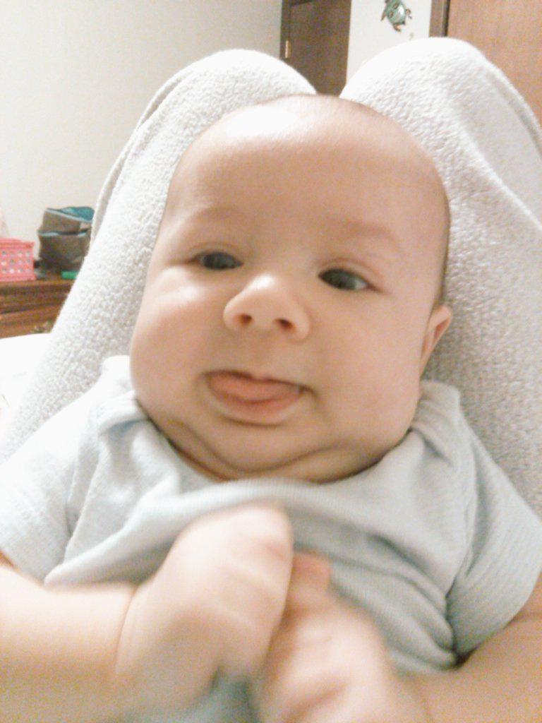 Uh Devon  tweet media