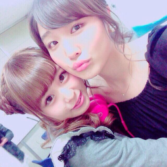 Rの法則収録でした〜♡♡
いや〜、たのしかった！盛り上がった！笑

ほんでほんで！みんなに大人っぽくなったって言われてめちゃくそうれしかった（＾ω＾）笑 http://t.co/A5b1Wbpy7d