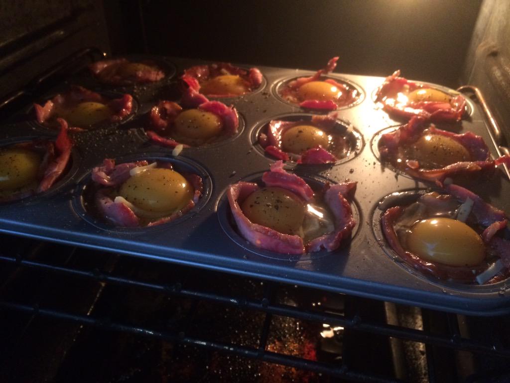 TheFlamePit's tweet image. Making breakfast cupcakes this morning. 😄🔥 with a sprinkle of pepper and #pitrub