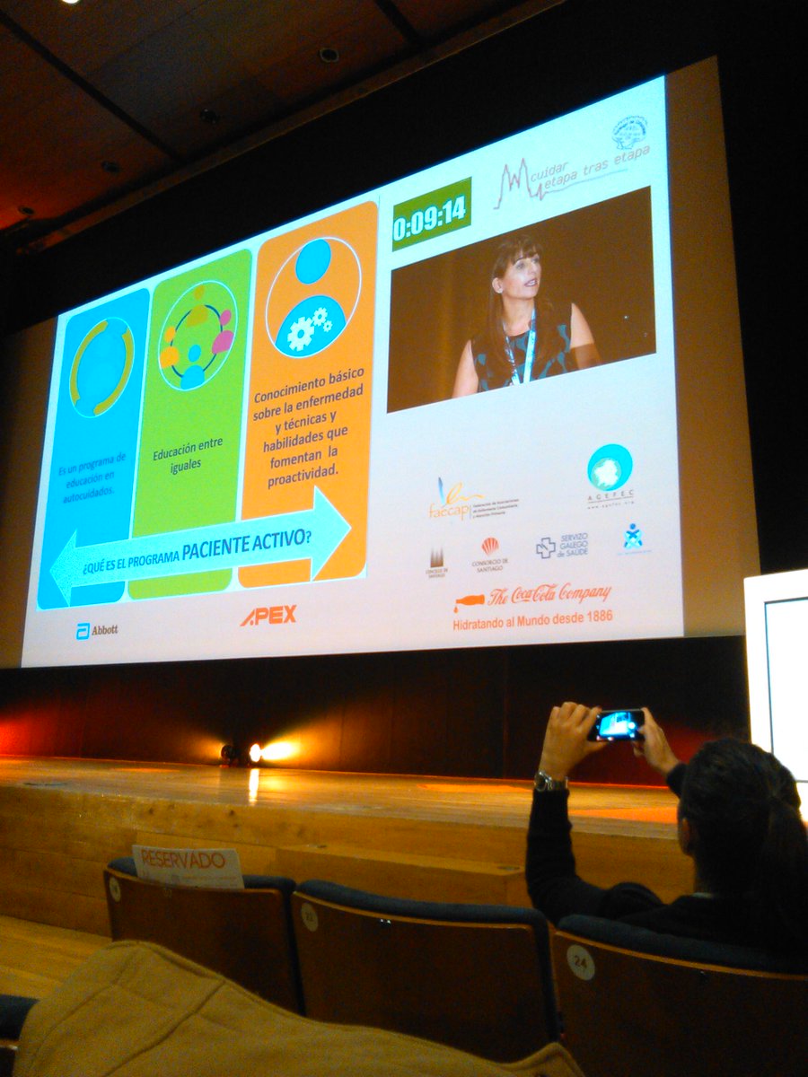 mesarvidao's tweet photo. @estigamboa explica el paciente activo #faecap2015 http://t.co/rW1sWKwriM