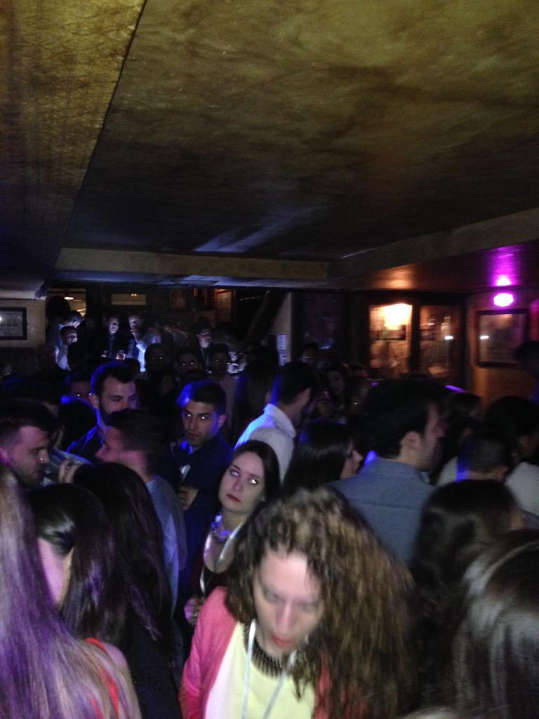 odonoghuescor's tweet photo. @CEEE2015 Así se las gastaron anoche!! #CEEE2015 #odonoghuescordoba #OdonoghuesUniversity #NosGustaVerteSonreir http://t.co/tI75H22x2g