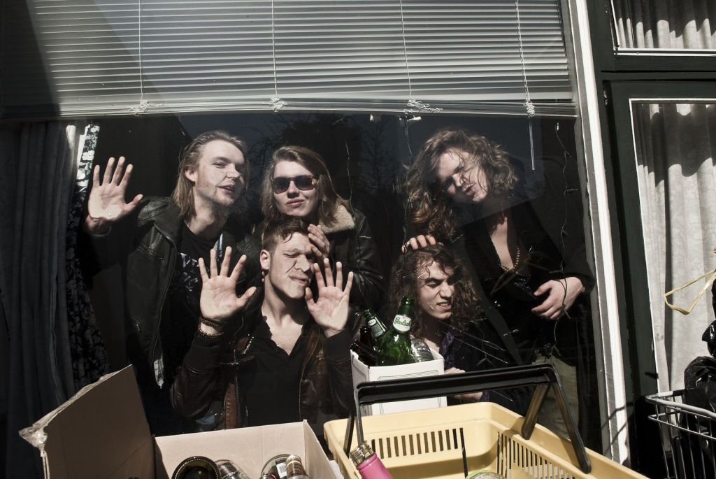 Forever Young (@ForeverYoungNL) / Posts / X