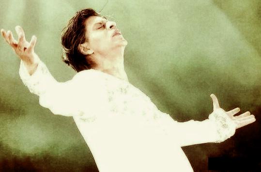 intsar784's tweet photo. @SRKUniverse @SRK_FC @SRKians @SRKFC1 @SRKFC_PUNE http://t.co/7hxXhQhfMw