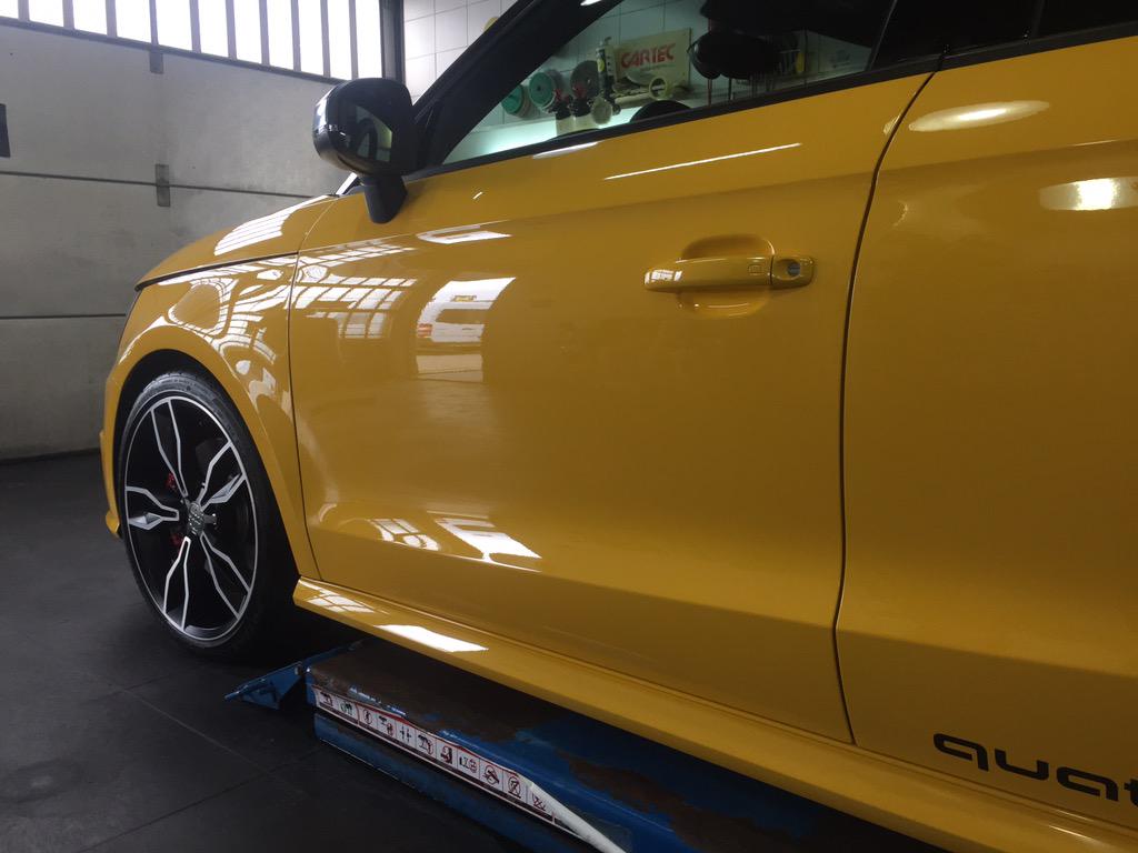 QualityCarCare_'s tweet photo. @QualityCarCare_: Wat een sublieme glans met de nieuwe DuraBead coating van @GyeonRobert ! http://t.co/V10A5kTUMH