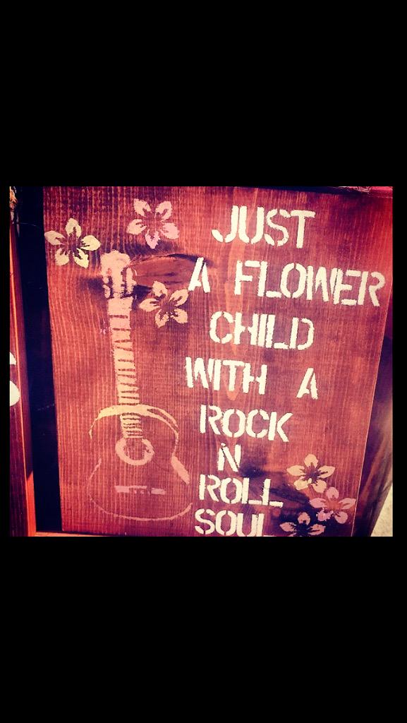 paulamichael28's tweet photo. ♥️🌼🌸🎸🎹 http://t.co/Ed8x3gdQWg