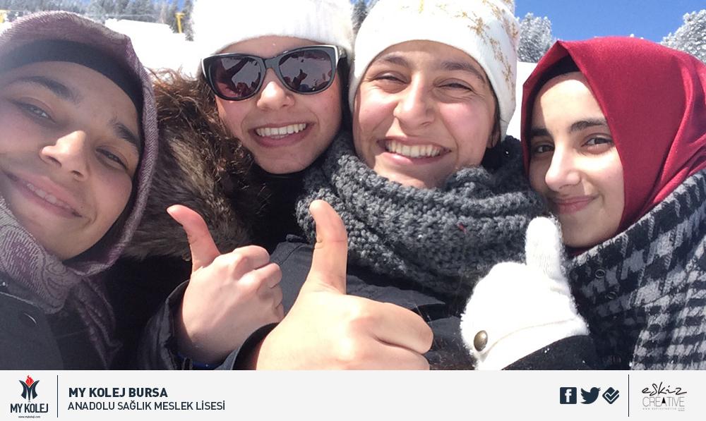 MYKoleji's tweet photo. MY Kolej Bursa | Öğrencilerimizle birlikte Uludağ'da mutlu bir gün...

#MYKolej #Bursa #UluŞehir http://t.co/2mw0Jsomdk