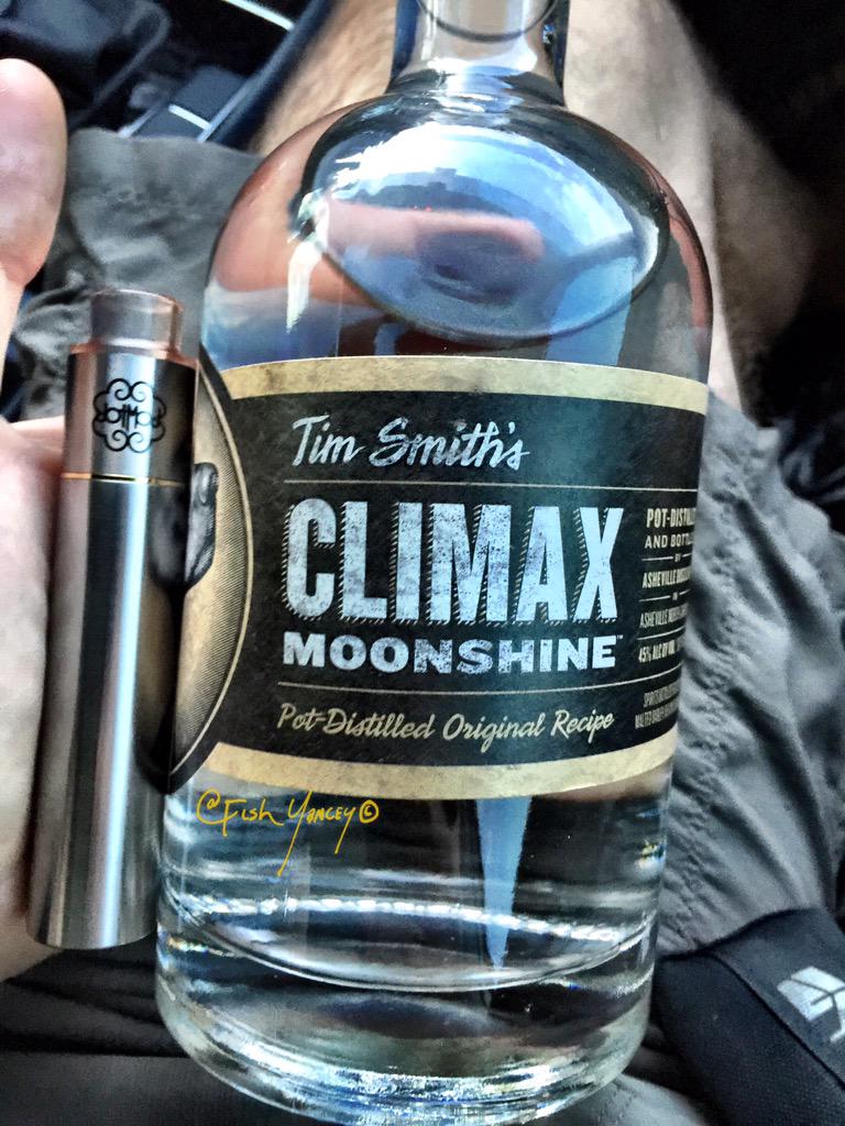 vaporminded's tweet photo. #vapelyfe #ClimaxMoonshine #TimSmith #dOtmOd #PetriRDA #realSMPLmod #NOTblowingsmoke http://t.co/mZy9BjoSzd
