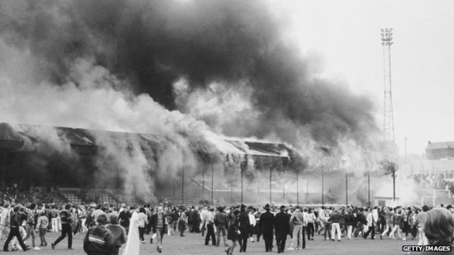 BBCSport's tweet image. A minute's silence will be held today to mark the 30th anniversary of the Bradford City fire bbc.in/1GhQNoG