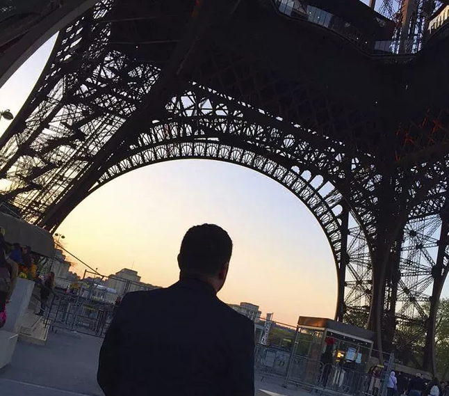 jjaviervazquez's tweet photo. Viaje de trabajo a París durante el fin de semana. http://t.co/TqHnmDOH37 http://t.co/wu8cav2pKv