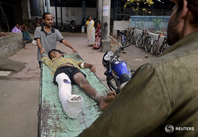 #Nepal death toll from #quake rises to 449 - police tmsnrt.rs/1dd0UnK #earthquake #India #NepalEarthquake