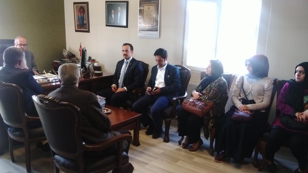 ertandenizo's tweet photo. @AkpartiAnkara 2.Bölge Mv.Adayımız @MahmutSamiMALLI ile Zübeyde Hanım Mah.Ziyaretlerimiz Devm Ediyr @mstfsenn http://t.co/HtpLzjXtfe