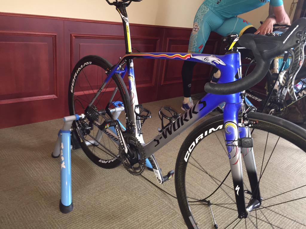 vincenzonibali's tweet photo. My new byke🚴🚴 @iamspecialized  @YourFSA http://t.co/go2BFBxMap