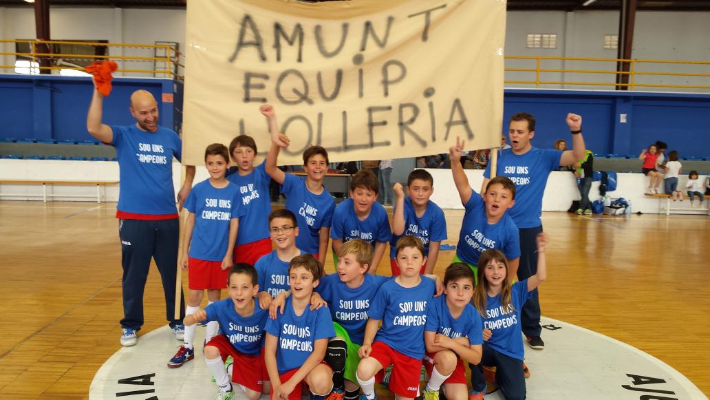 futsalolleria's tweet photo. @eemolleriafs Benjamin campeón de liga Valencia sala G.2 al ganar 5-4 a @MaristasValFS  en el último partido Grandes! http://t.co/vSUny26GoP