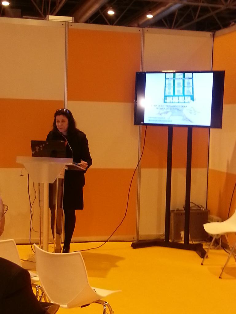 mnoblejasc's tweet photo. Speak corner en @dentalusNET @dentay @gacetadental Carme Calle. http://t.co/iBxli6ac7g