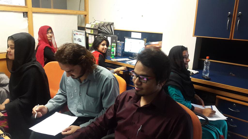 geonewselection's tweet photo. Our Social Media Team #GeoLBelection @geonews_english http://t.co/qEq2cIvPte