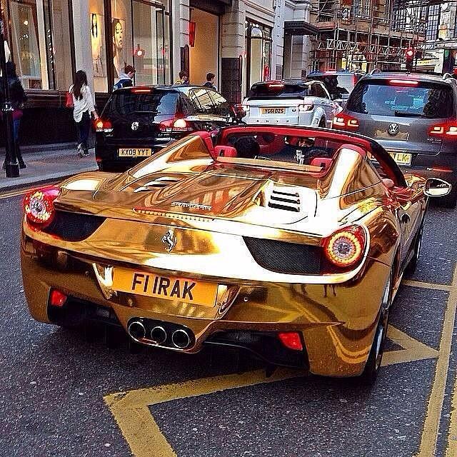 LuxuriousImages's tweet photo. Gold Plated Ferrari http://t.co/mFIurZ8DIA