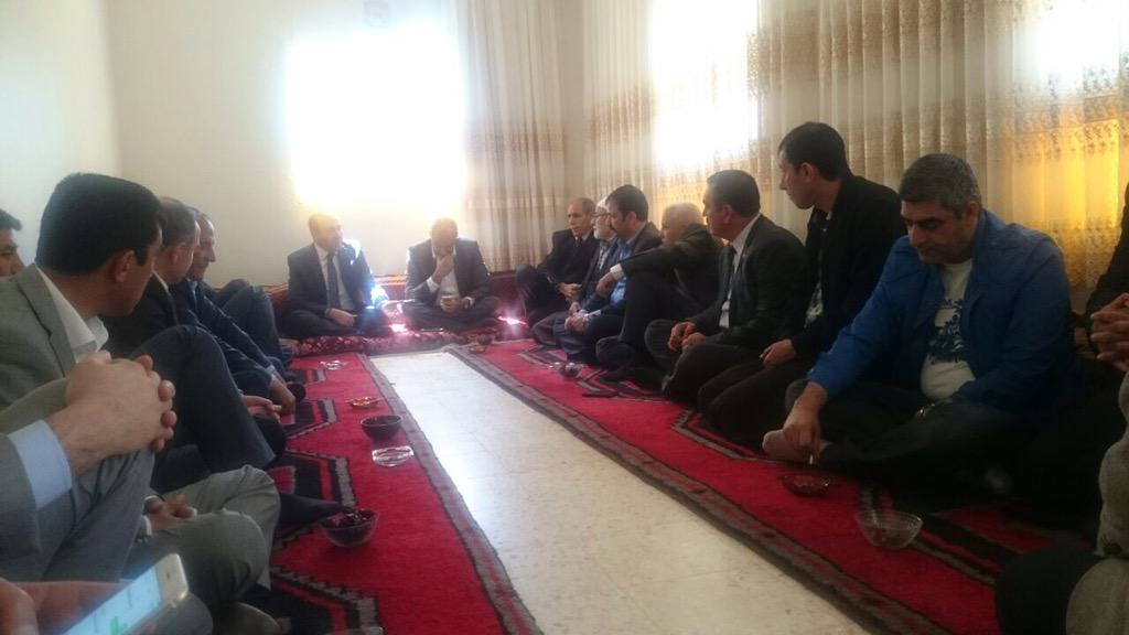aslanalibayik's tweet photo. Mv Adayımz Sn @egilmezyusuf Mcls Üyelerimiz ve İlçe Teşkilatımızla birlikte Umreden dönen Kardeşlerimizi ziyaretteyiz http://t.co/F1hDVPrxlA