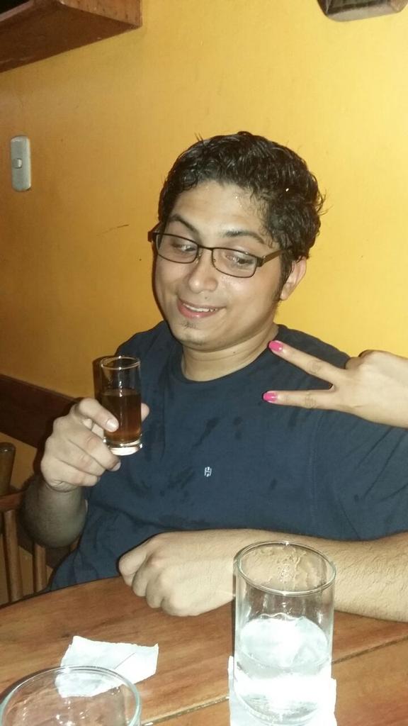 almendralayche's tweet photo. Salud! http://t.co/MkhWSStrJh
