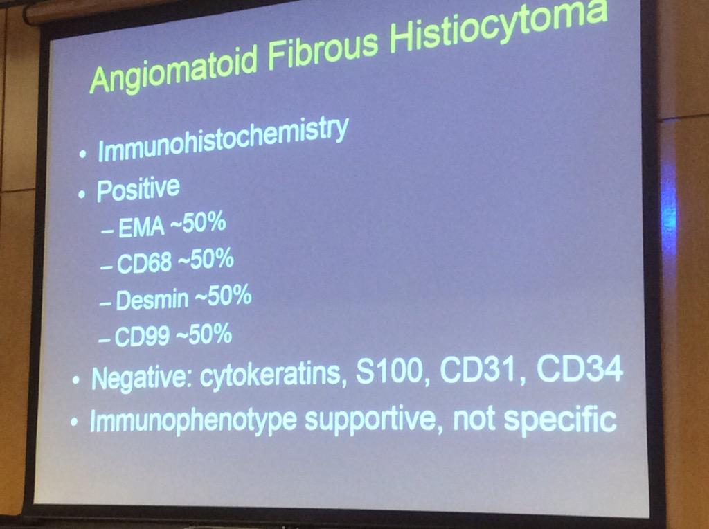 HassellLewis's tweet image. Angiomatoid FS ddx IHC and cytogenetics Dr. Billings #OSAP15