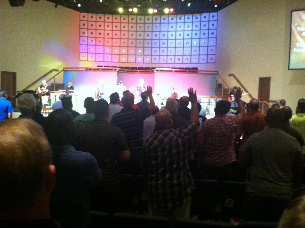Douglasjrice's tweet photo. Power and anointing !#MoMen15 http://t.co/TmH2z602Lw
