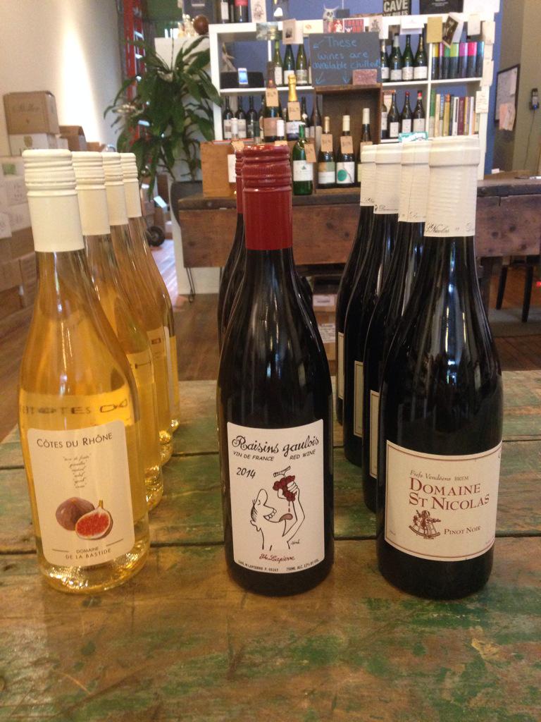 cavetaureau's tweet photo. Today's FREE tasting lineup 3-5pm @cavetaureau spring wines from @KermitLynchWine #bonhommie @jondavidwine join us! http://t.co/RNOyrSKOcU