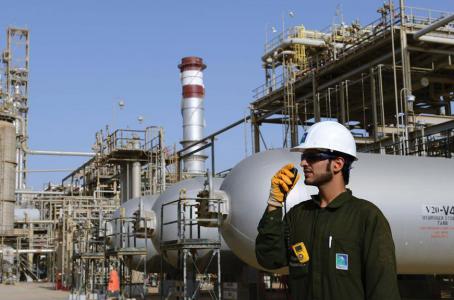 ElFinanciero_Mx's tweet photo. #Economía: Esta es la solución de Arabia Saudita a la abundancia de “oro negro” http://t.co/MAXiLnPATq http://t.co/cbjQaaOjNA