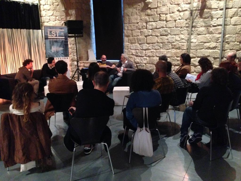 LiveSoundtracks's tweet photo. "Soy fanático a ultranza de la defensa absoluta del compositor de banda sonora" @CXalabarder @MundoBSO en #LSTFest http://t.co/hPSZ2LNcvY
